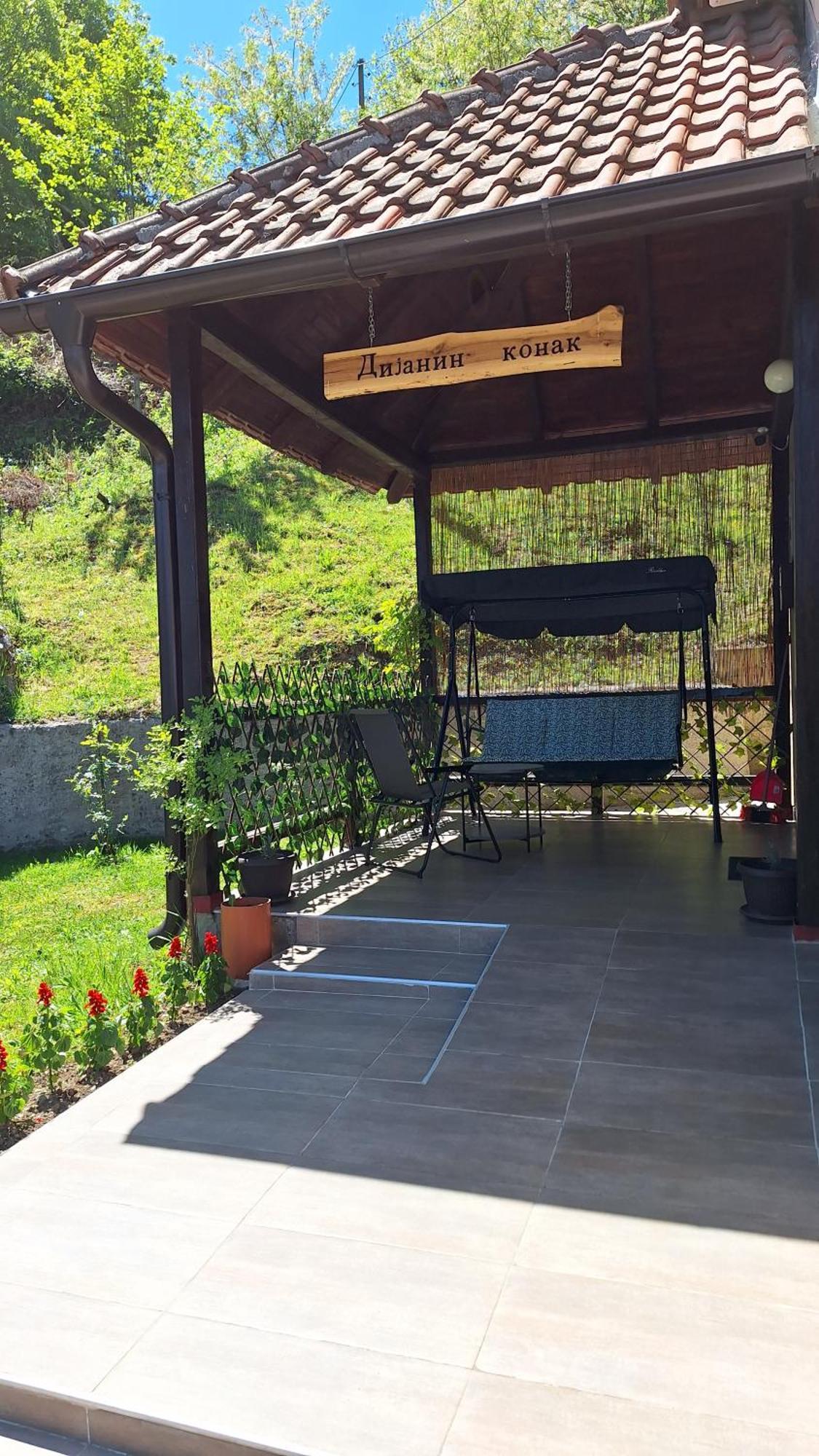 Dijanin Konak Zvornik Exteriör bild