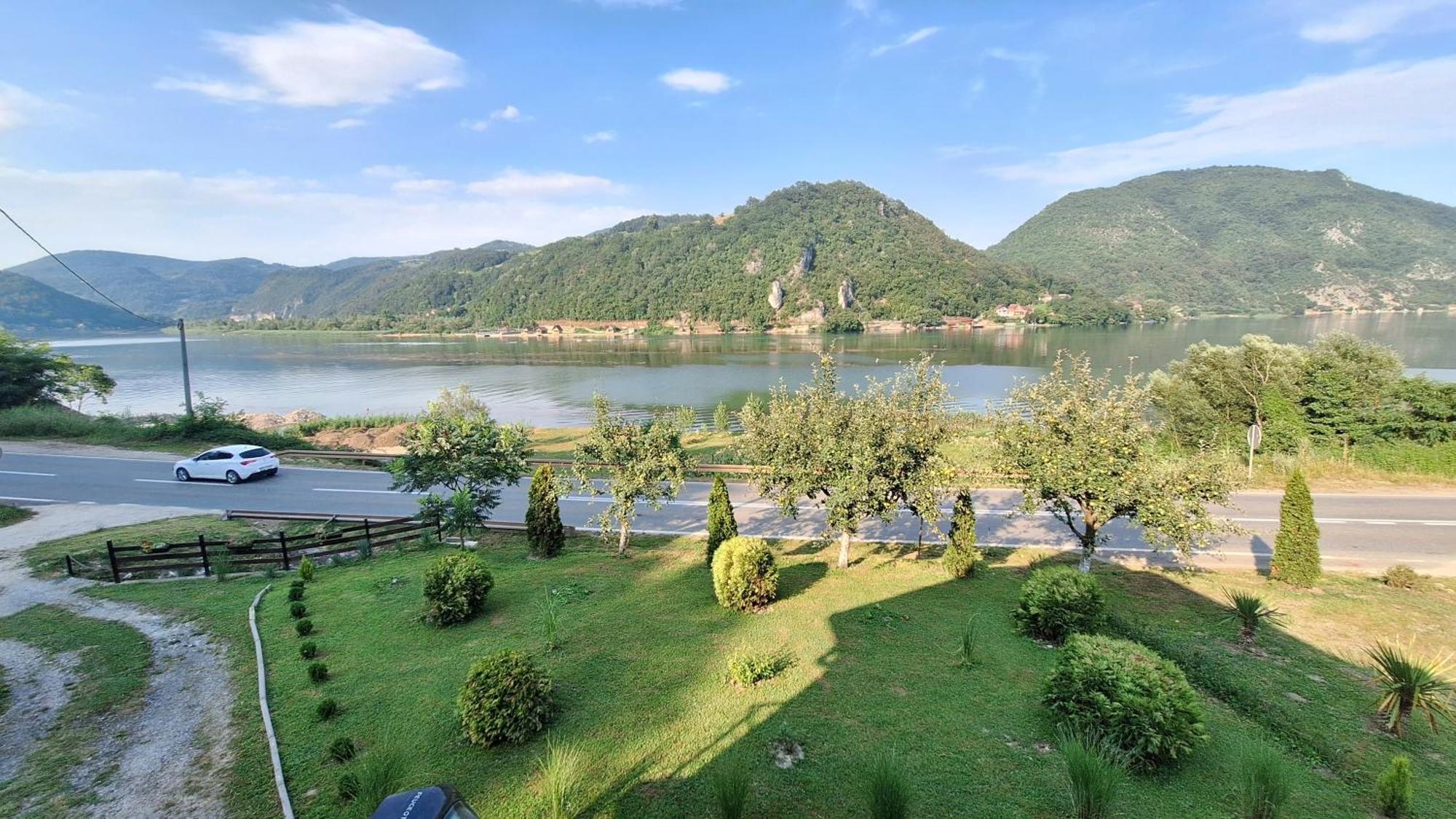 Dijanin Konak Zvornik Exteriör bild